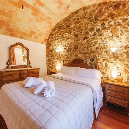 Turisme Rural - Mas Vila - Monells La Bisbal d'Emporda