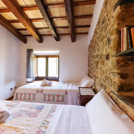 Turisme Rural - Mas Vila - Monells Country house La Bisbal d'Emporda