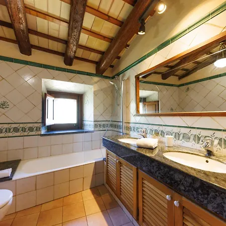 Turisme Rural - Mas Vila - Monells *